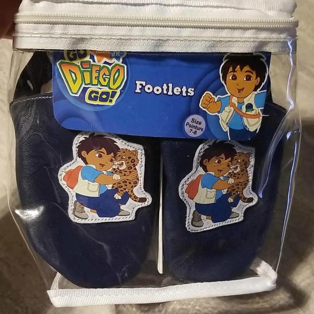 Go Diego Go Footlets Size 7-8